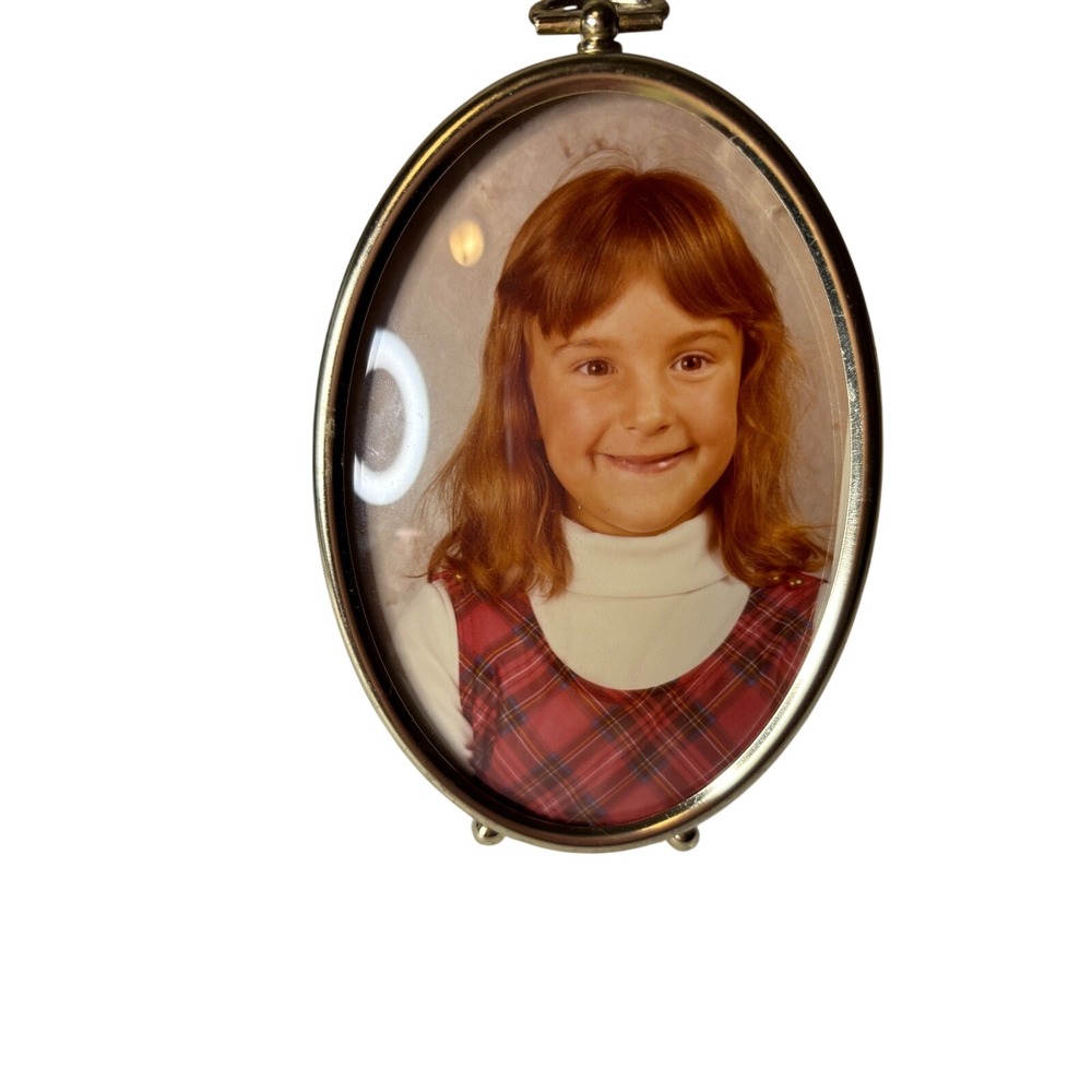 Metal Gold Oval Picture Frame Convex Glass Velvet Back Tabletop 4x6 VTG
